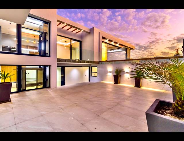 4 BEDROOM HOUSE FOR SALE IN BIG BAY